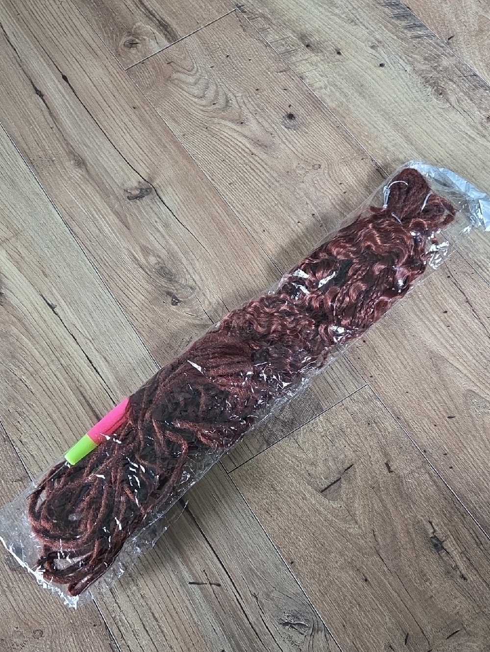 Leeven | 30 Strands Double Ended Dreadlock Extensions 24" Synthetic Boho Copper - Picture 7 of 7